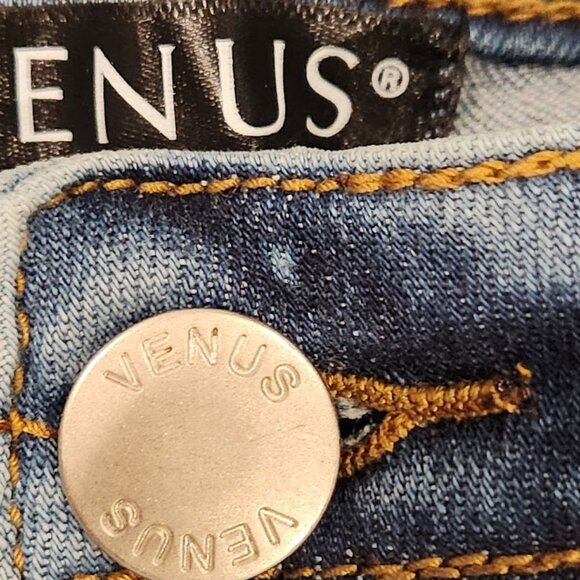 Venus Studded Distressed Skinny Jeans - Size 2 | Bold & Edgy - Picture 5 of 8